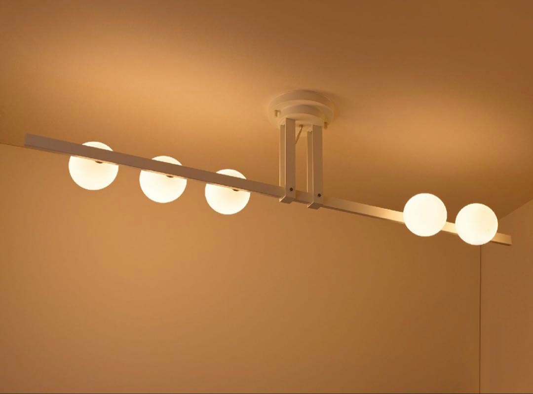 FLYMEeシーリングライト、ホワイト FLYMEe Blanc Ceiling Light / フライミーブラン シーリングライト