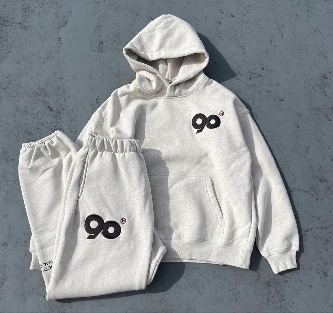 9090 NINETYNINETY スウェットセットアップ ホワイト 白 - メルカリ