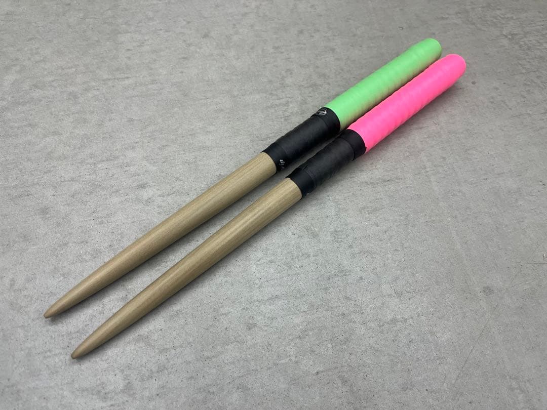 sakana Zenshin Senkei White Dial Super Titanium Bracelet CA4690-51A | CITIZEN