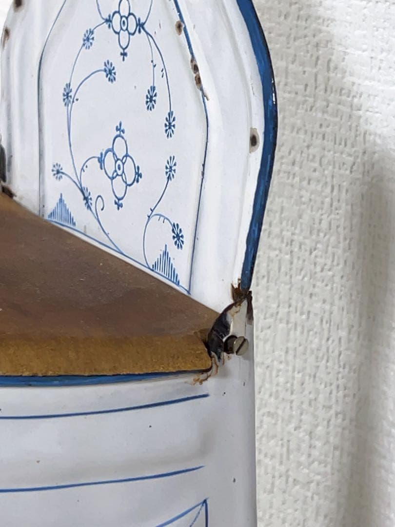 フレンチアンティーク＊サキソニー柄ホーローSel缶木製蓋＊レア - メルカリ