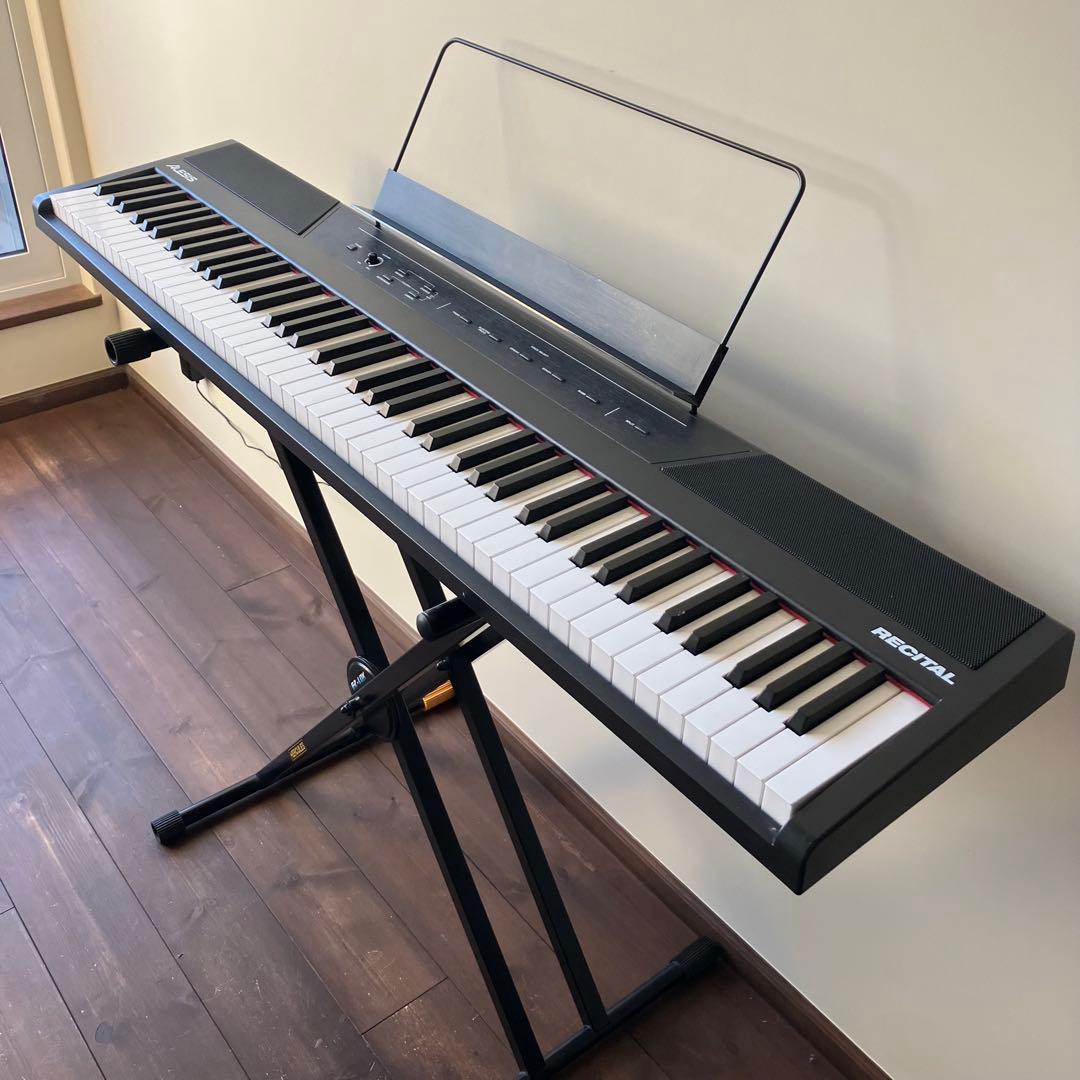 美品　アレシス　リサイタル　電子キーボード　ピアノ　88鍵盤　電子ピアノ Amazon.co.jp: Alesis 電子ピアノ 88鍵盤 初心者向け電子ピアノ