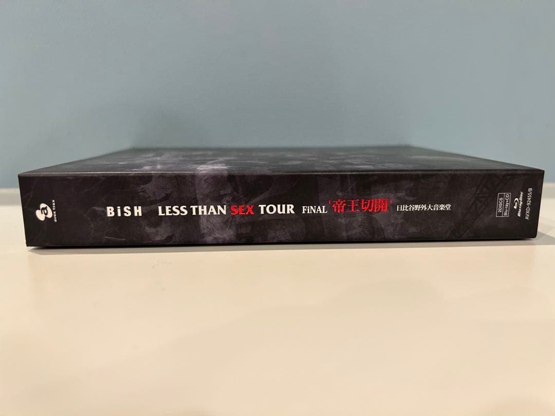 BiSH LESS THAN SEX TOUR FiNAL 帝王切開 初回限定版