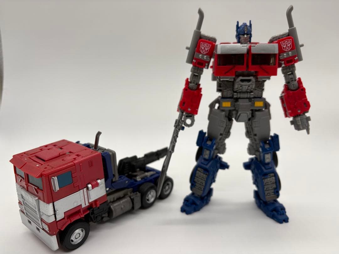 スタジオシリーズ　オプティマスプライム 2体セットSS-30 SS-122 スタジオシリーズ オプティマスプライム 2体セットSS-30 SS-122 SS-122