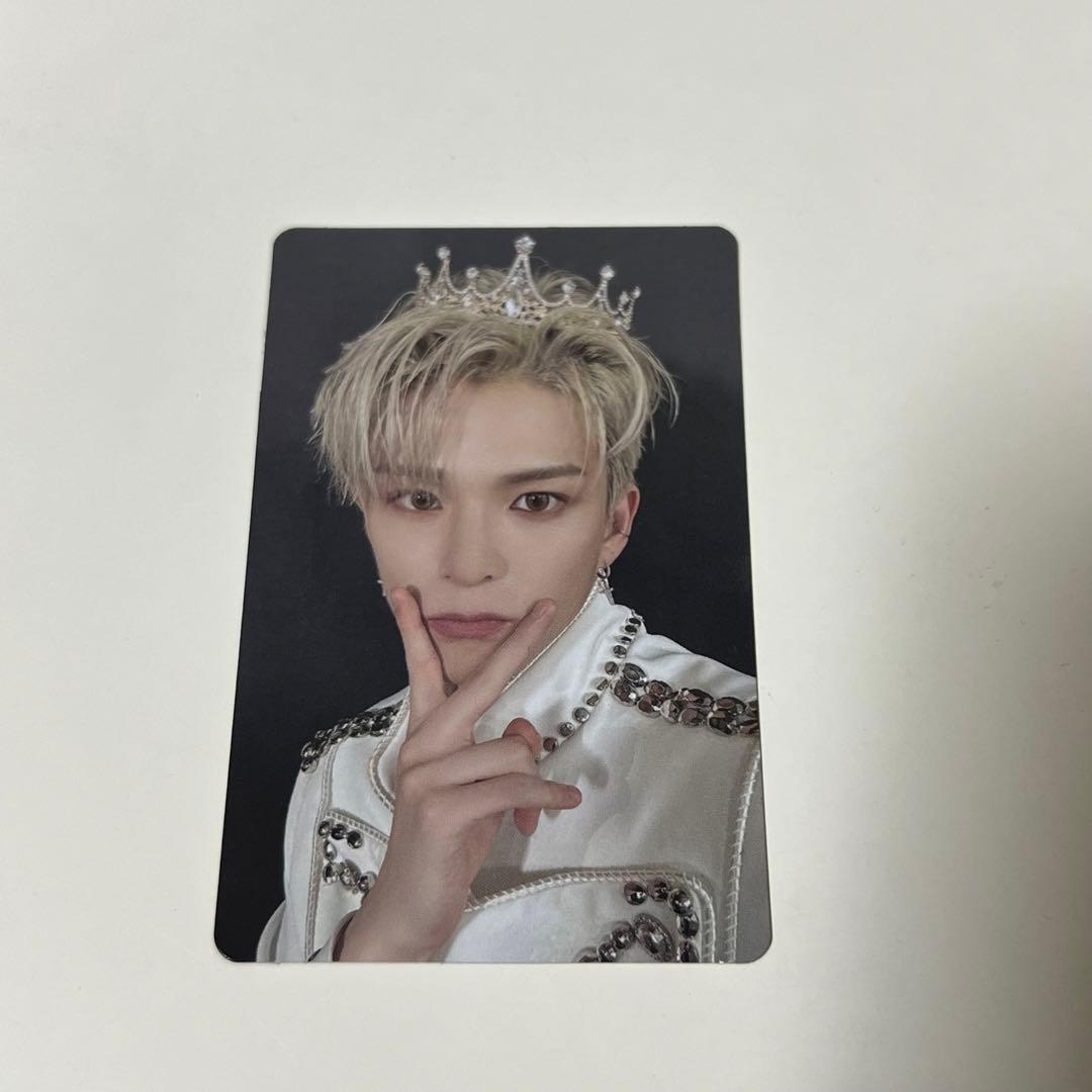 treasure アサヒ reboot トレカ 王冠 - メルカリ