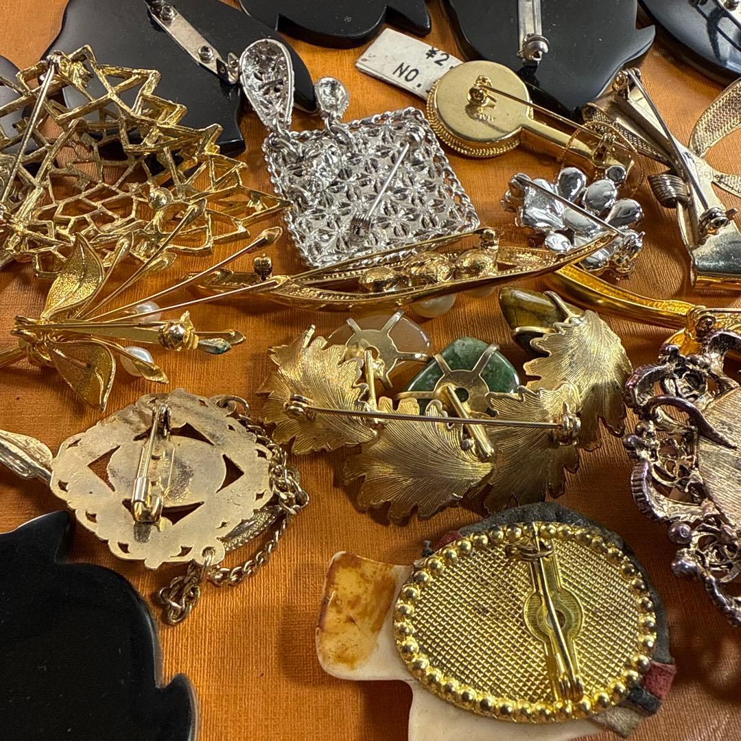 ブローチ 大量 まとめ 27個