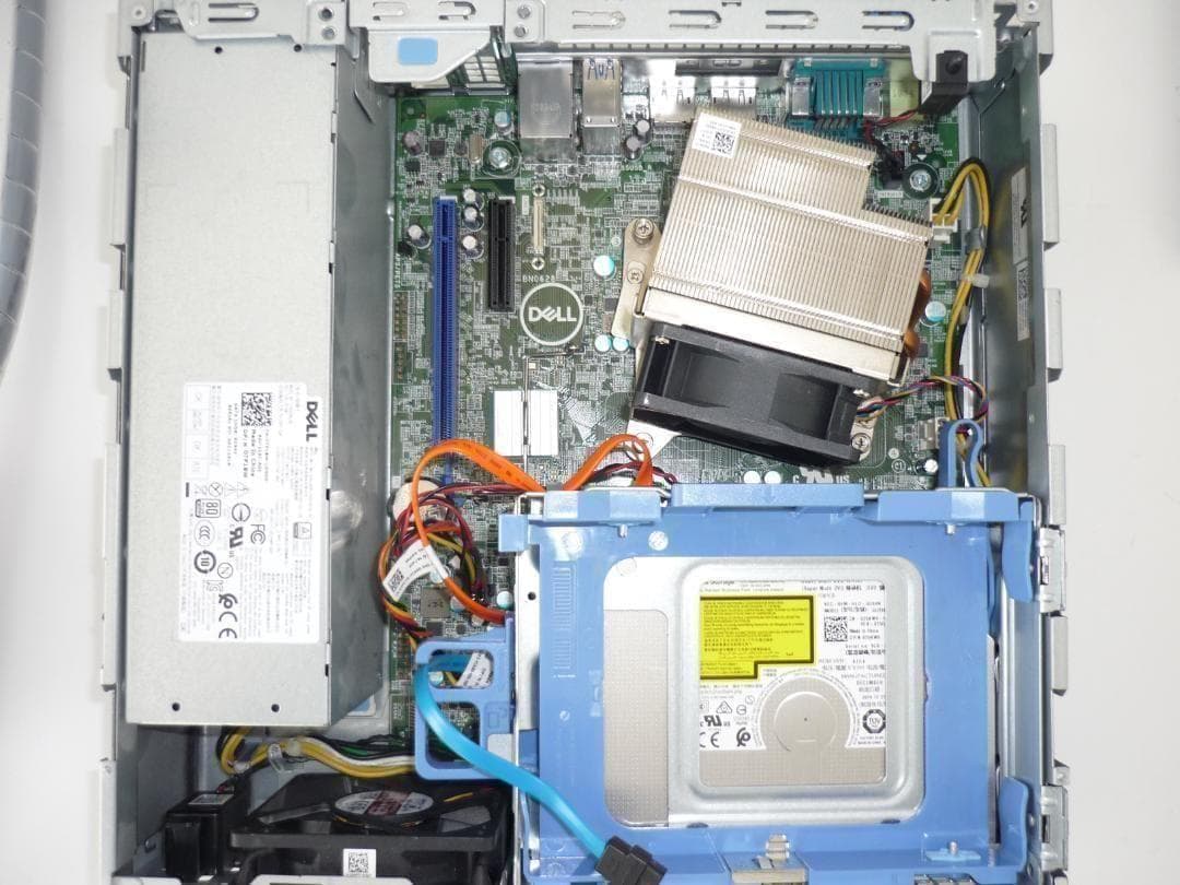 DELLPrecision第9世代XeonE-2224G/メモリなし/HDDなし - メルカリ