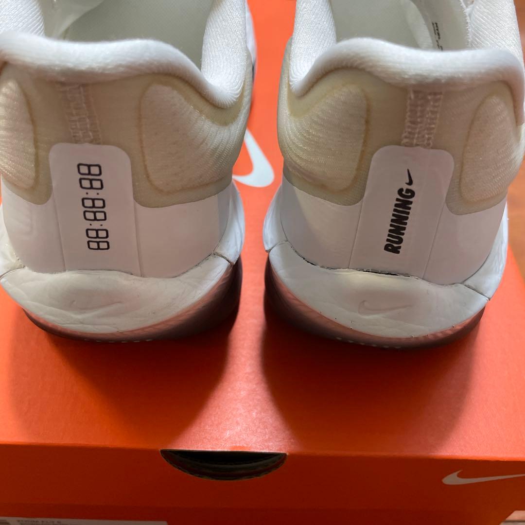 NIKE Zoom Fly 6 ホワイト/ブラック 26.0cm