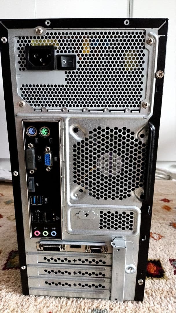 i7-7700k MousePro ram16g ssd480g hdd1t