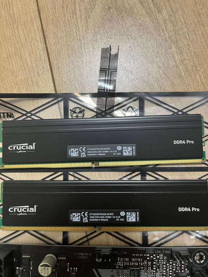 ASUS マザーボード　メモリ16gb x2 CPU i7 -9700 セット