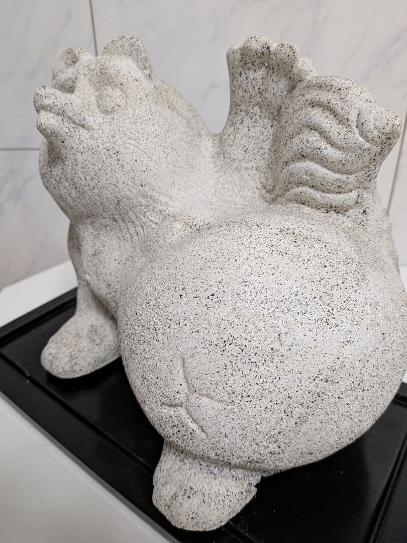 花崗岩（御影石）全長24X横幅23X高さ24センチ重量10