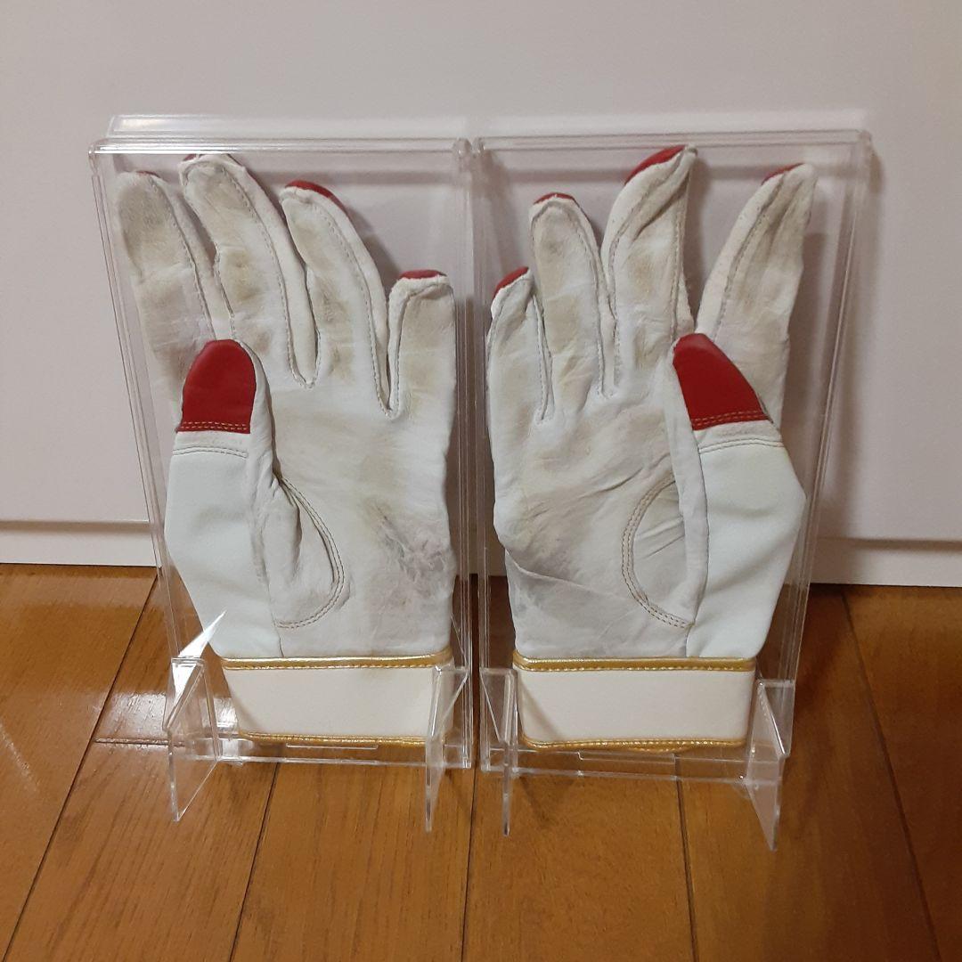 鈴木誠也バッティンググローブNPB実使用ロゴ刺繍入り広島カープ時代の