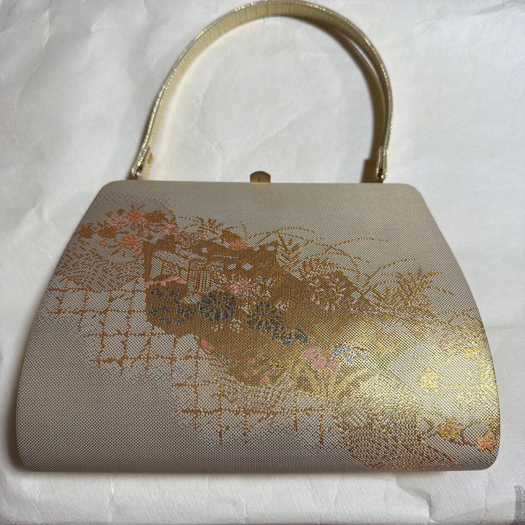 和装用バッグ 金色花柄クリーム色 - メルカリ