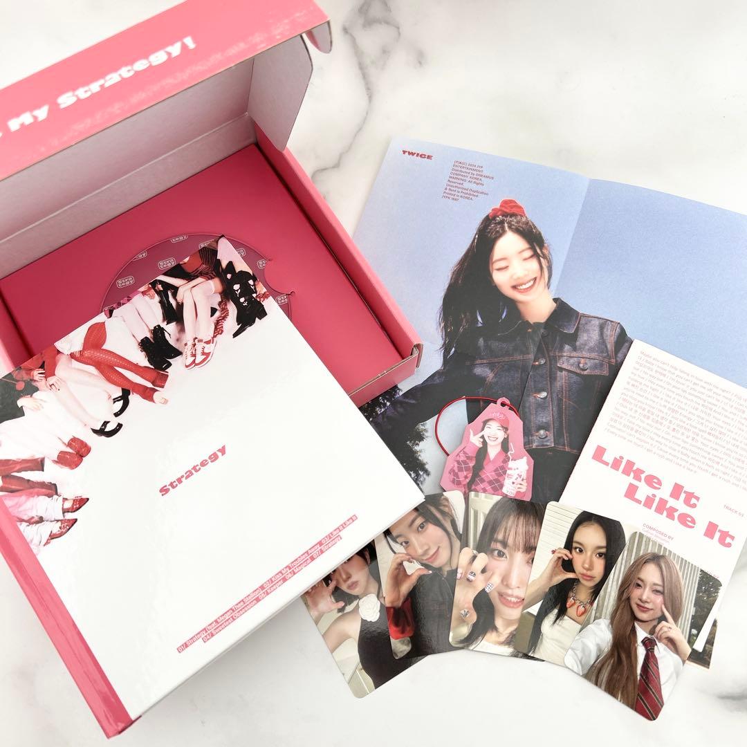 直筆サイン入り】 TWICE STRATEGY STEP 2 ver アルバム - メルカリ