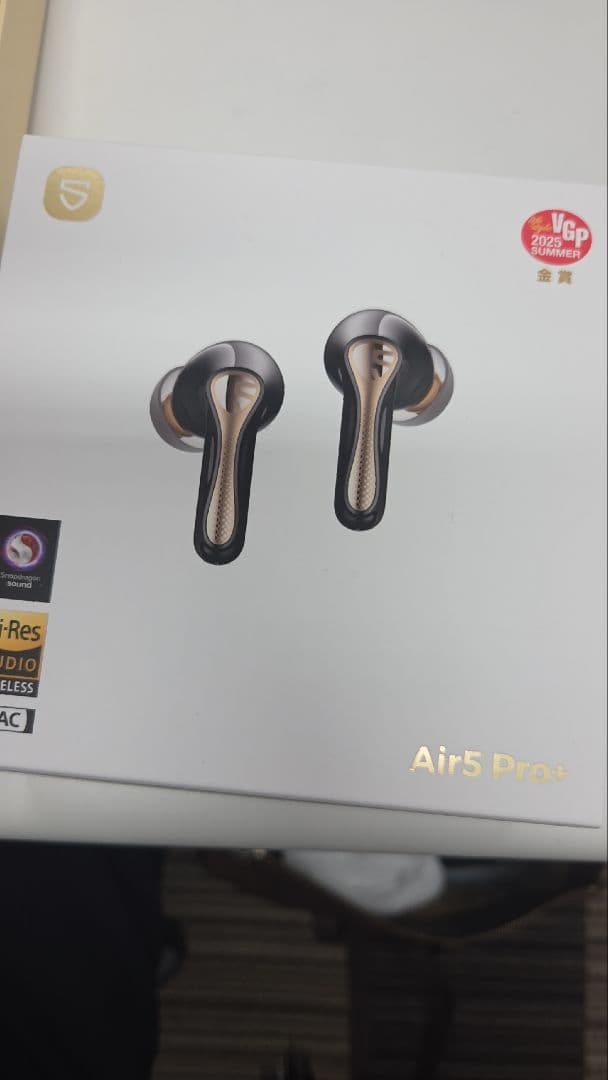 Air5 Pro+ワイヤレスイヤホン ブラック/ゴールド Air5 Pro+ —— xMEMS + 10mm Drivers, Hi-Res Audio, LDAC & aptX