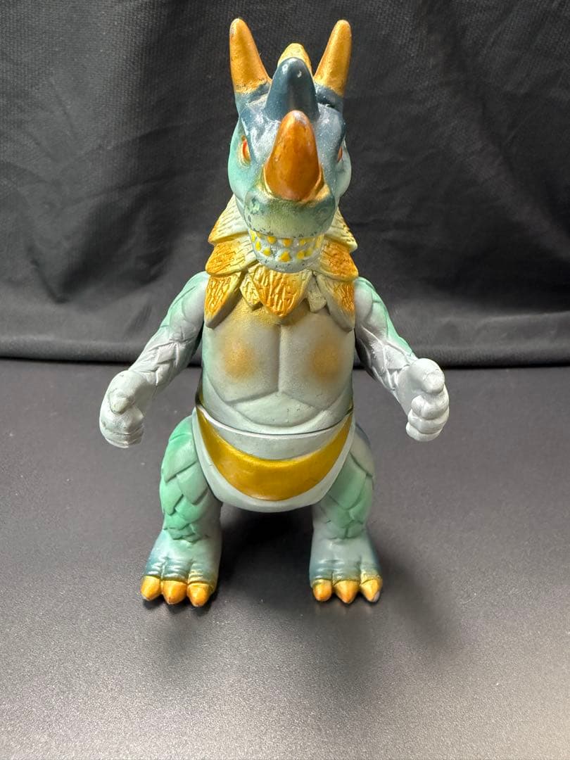 お買い得3体セット】怪獣コマンドパワー軍団 - メルカリ