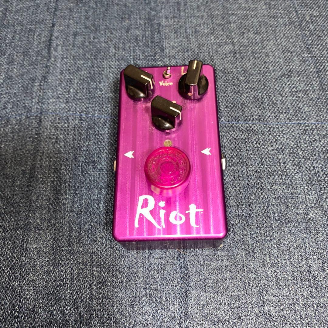 Riot ディストーションエフェクター Amazon | Suhr ギター エフェクター Riot Black Edition