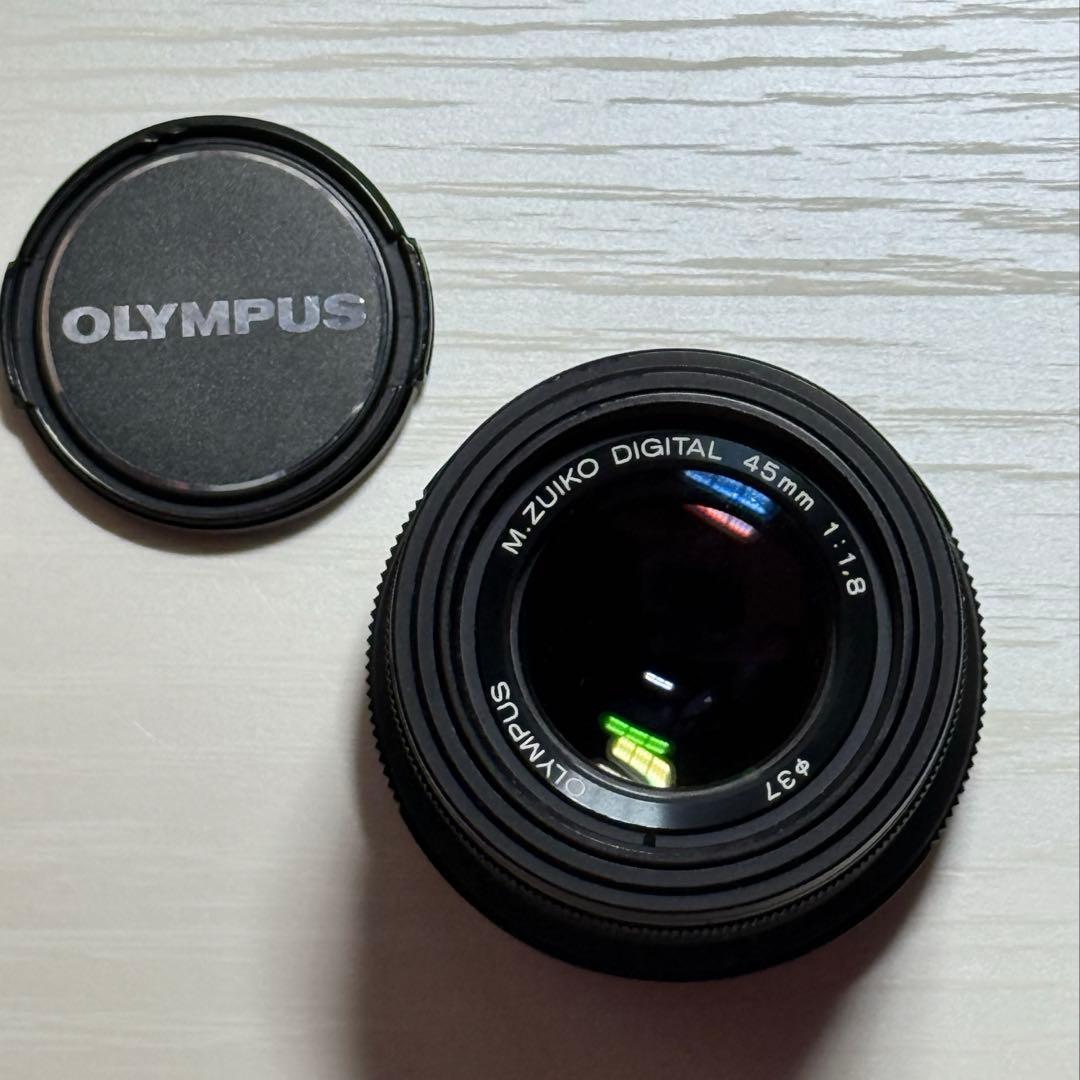 OLYMPUS製のM.ZUIKO DIGITAL 45mm f/1.8レンズ Amazon.co.jp: OLYMPUS 単焦点レンズ M.ZUIKO DIGITAL 45mm F1.8