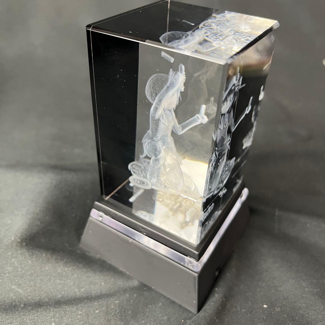 中二病でも恋がしたい！ 3Dクリスタル 小鳥遊六花 クリスタルガラス