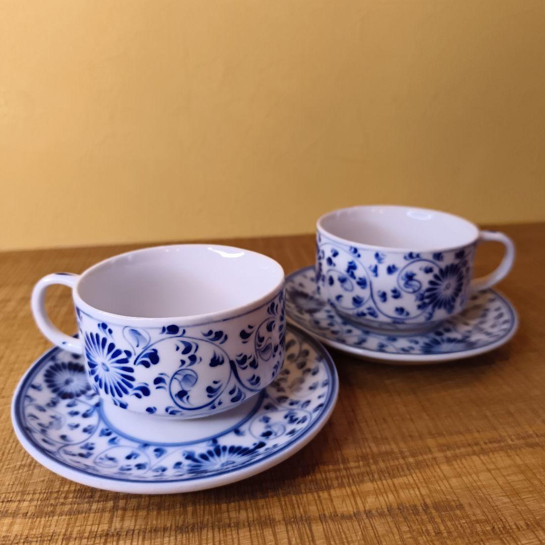 バッチャン焼 青と白の花模様 ティーカップ・ソーサー 2個セット