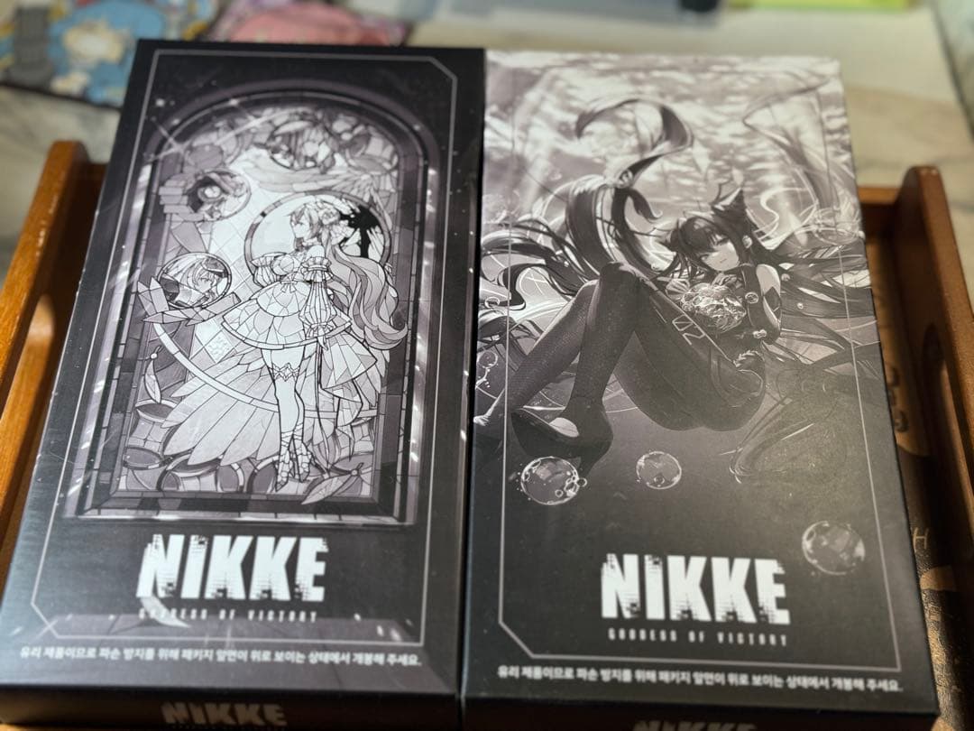 海外限定】勝利の女神:NIKKEドロシー セイレーン ステンドグラス2個
