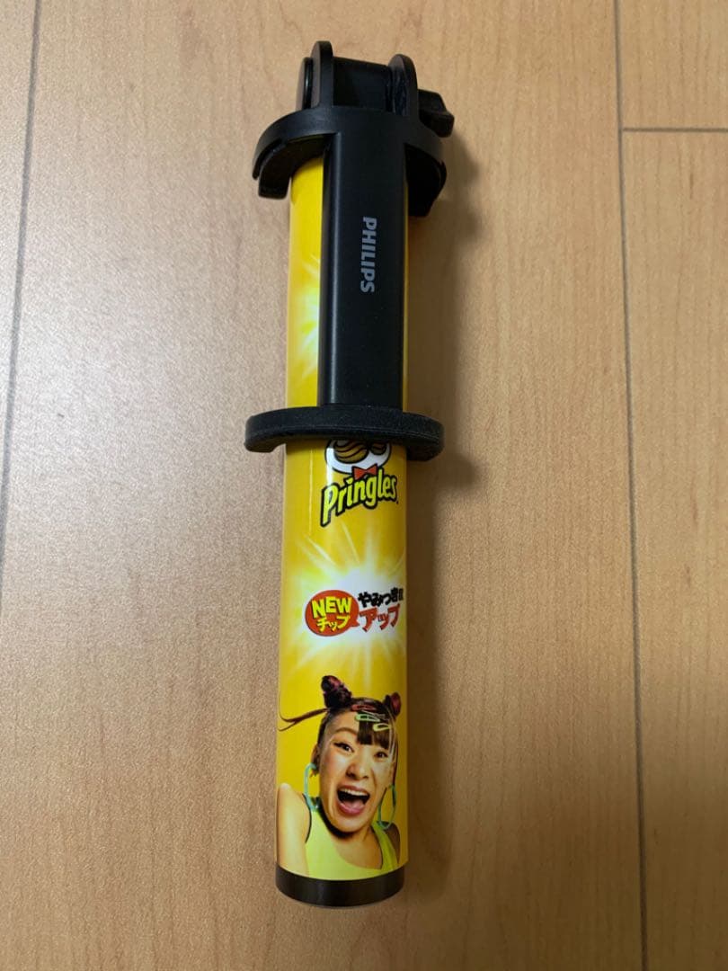 プリングルズ フワちゃん 特製セルカ棒 限定品 非売品 - メルカリ