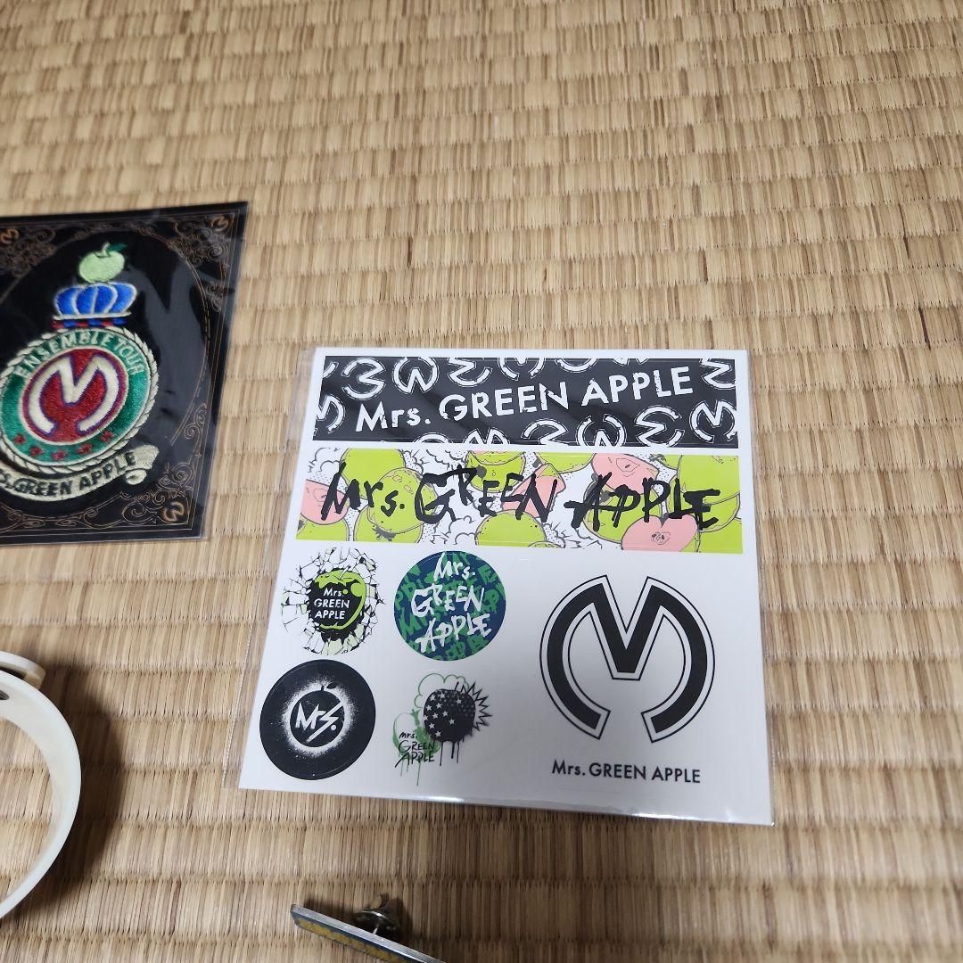 期間限定販売】Mrs. GREEN APPLE グッズ まとめ売り バラ売り可 - メルカリ