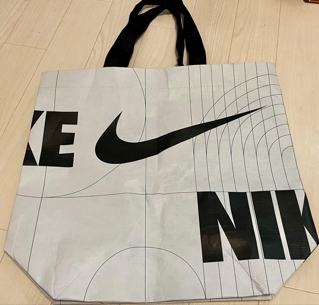 Lサイズ NIKE ナイキ ショッピングバッグ ショッパー 新品 - メルカリ