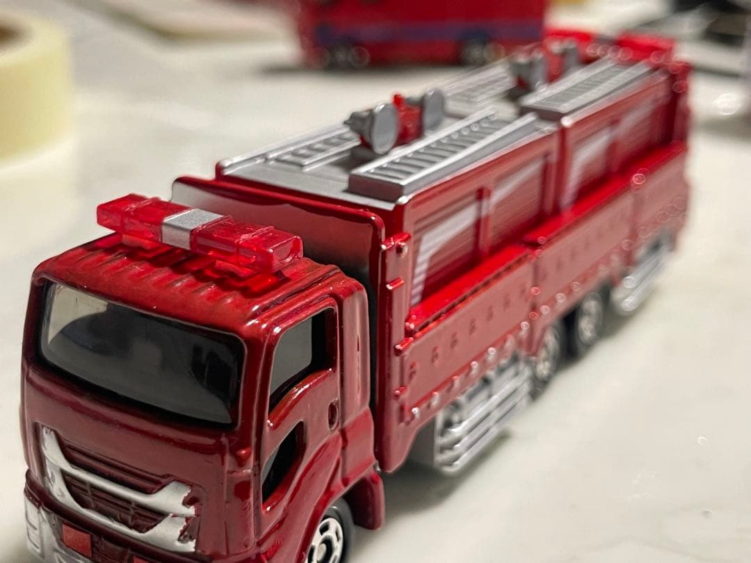 改造消防トミカ 大型高度特殊救助車