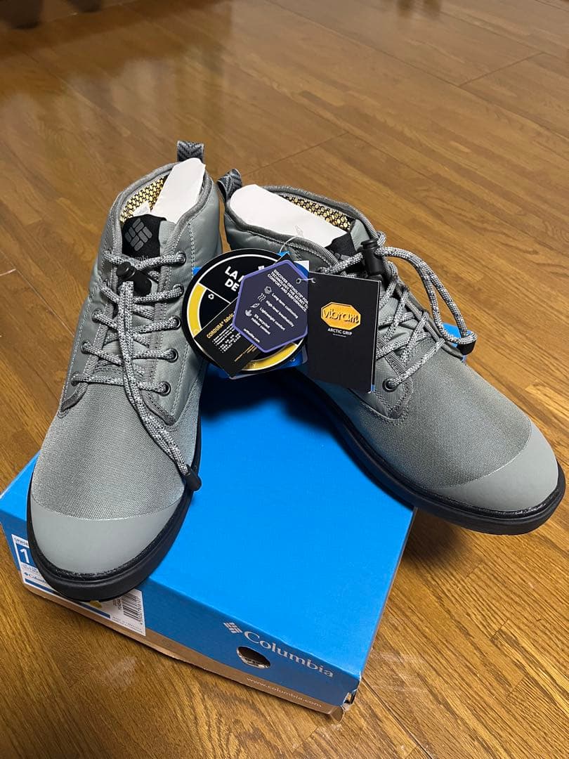 b*7様 columbia サップランド スリー チャッカ ストーングリーン 2