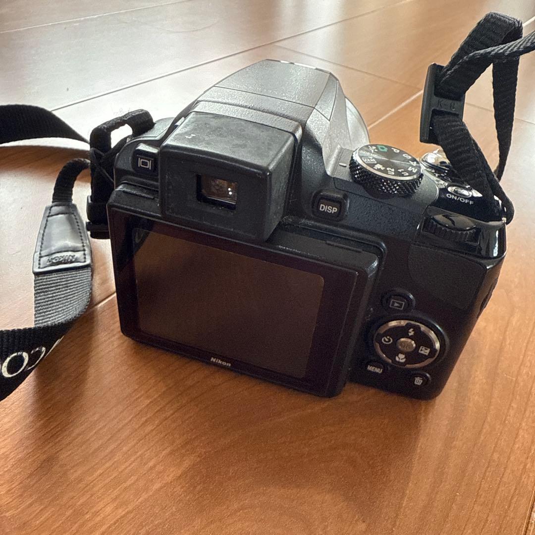 Nikon】COOLPIX P90 充電器・三脚付き