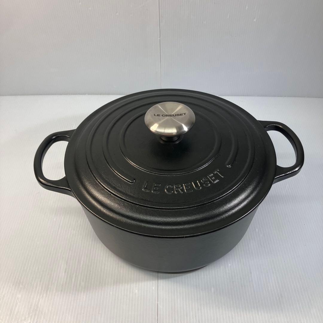 【LE CREUSET/ル・クルーゼ】ココット・ロンド 24㎝　マットブラック シグニチャー ココット・ロンド 24cm マットブラック (ブラックマット