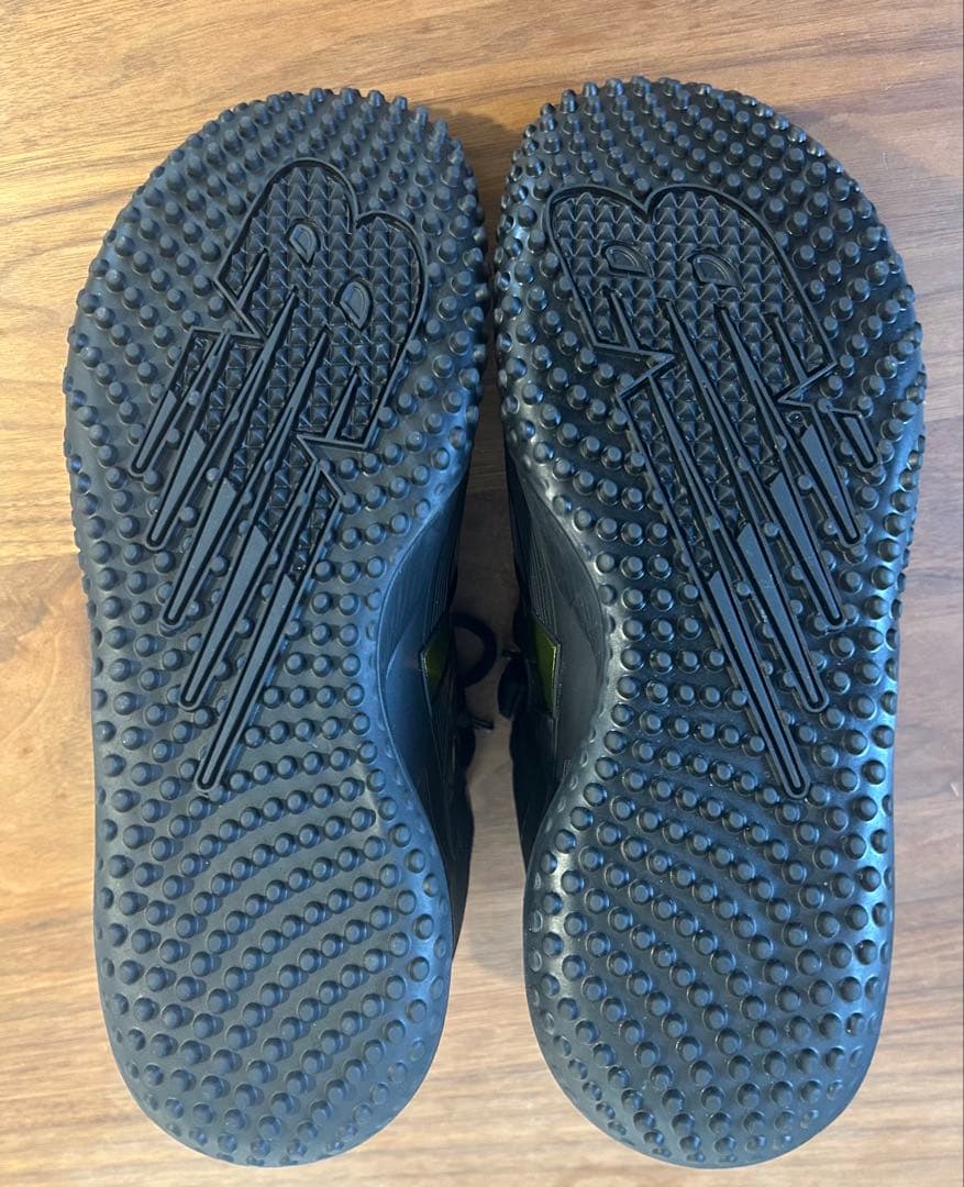 【新品】大谷翔平ニューバランス Ohtani v1 Turf 2E 26.5cm