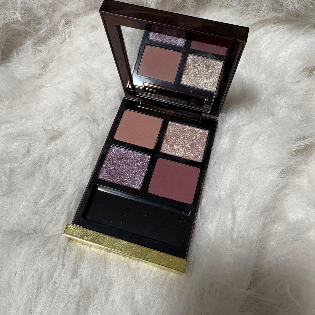 TOM FORD トムフォード アイカラークォード 01S メタリックモーブ