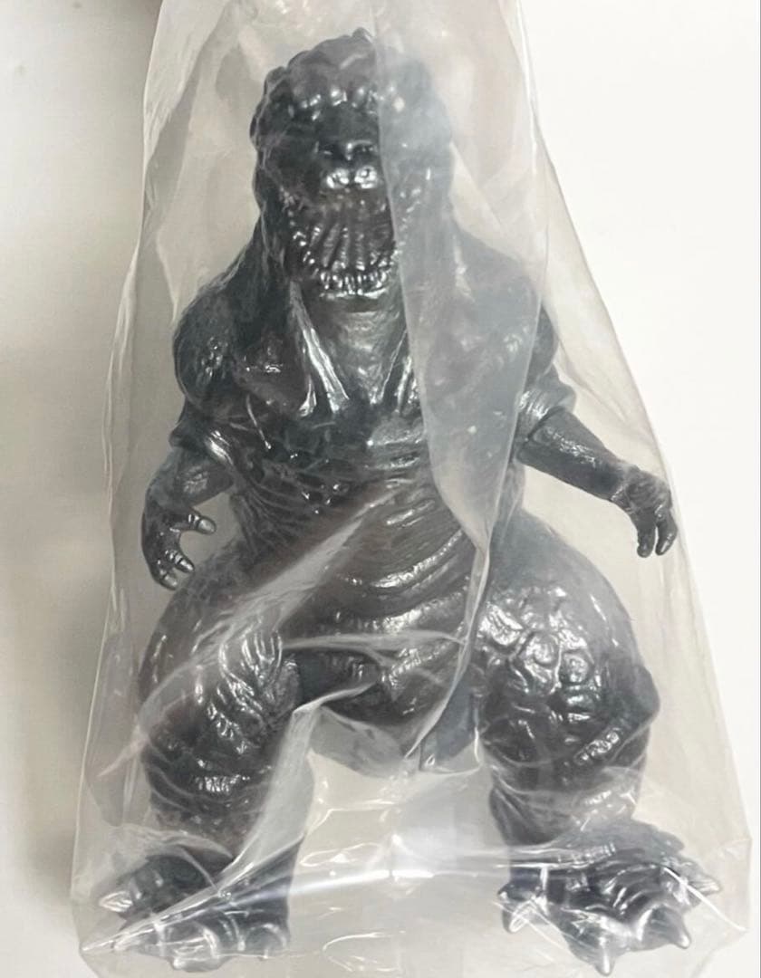 One up. ゴジラ ソフビ シン・ゴジラ 2016 凍結ver. 一期 - メルカリ