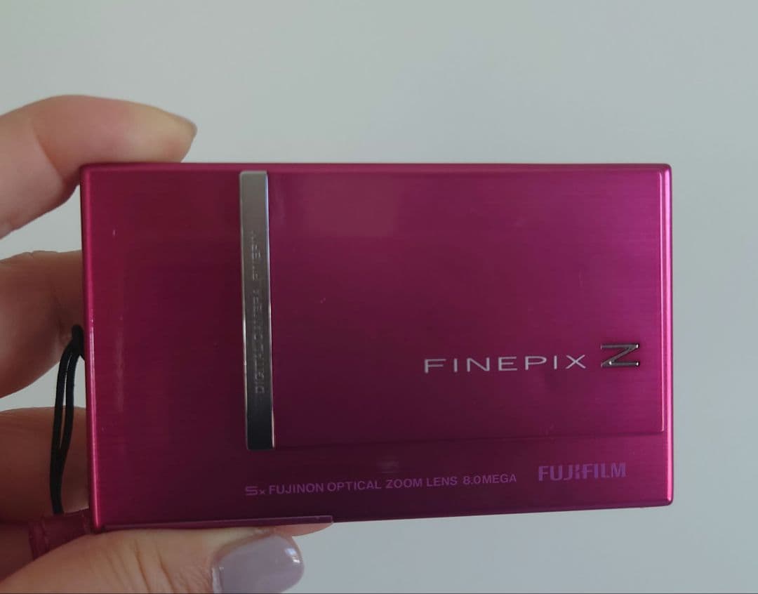 純正本皮ケース付】スライド式 デジカメ FinePix Z100fd ピンク - メルカリ
