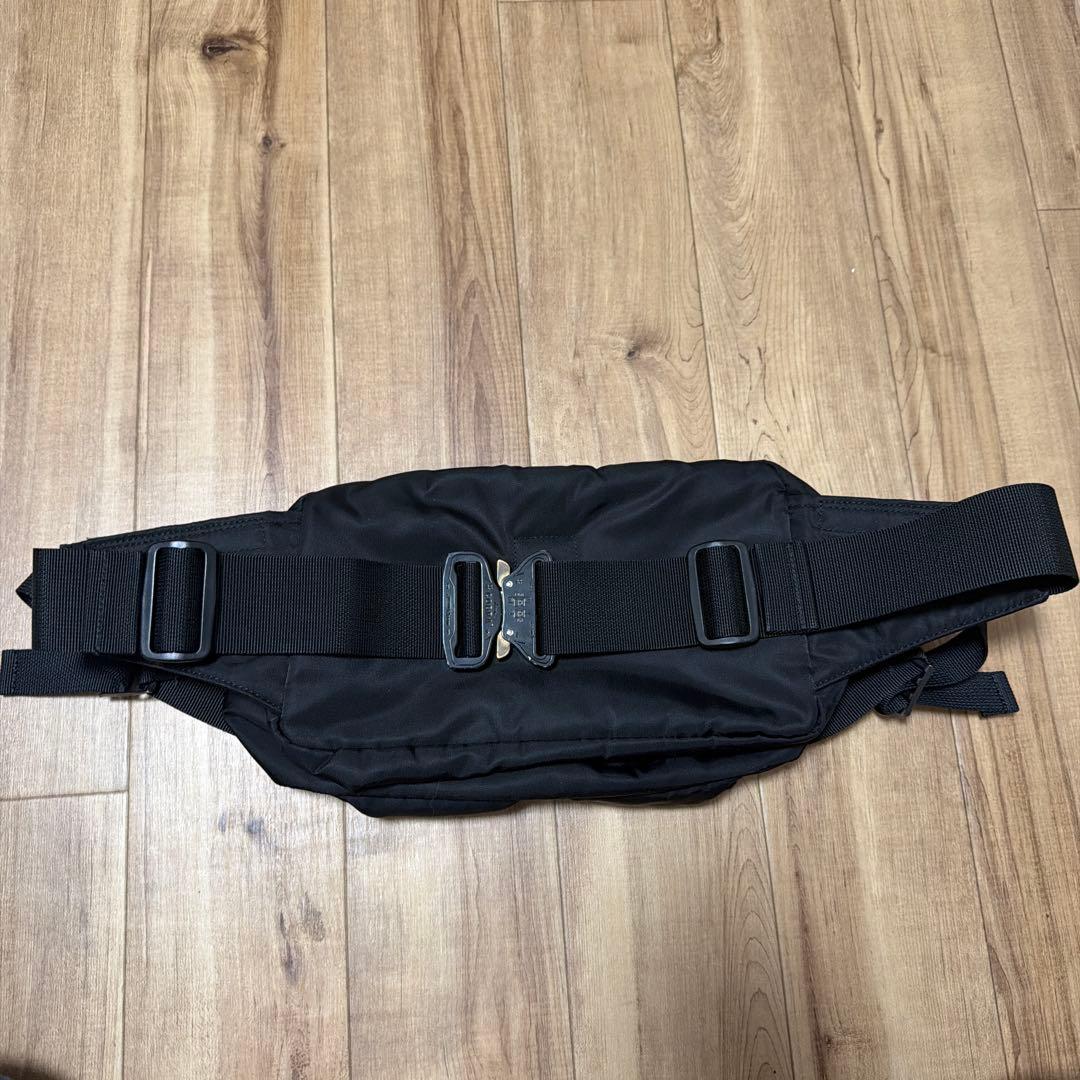 JOE PORTER ボディバッグ スヌーピー付き ブラック - メルカリ