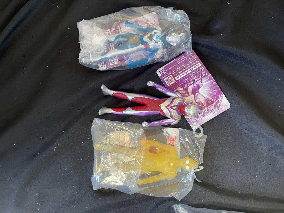 ウルトラヒーロー怪獣シリーズ 22体セット タグ付 トリガー|mercari