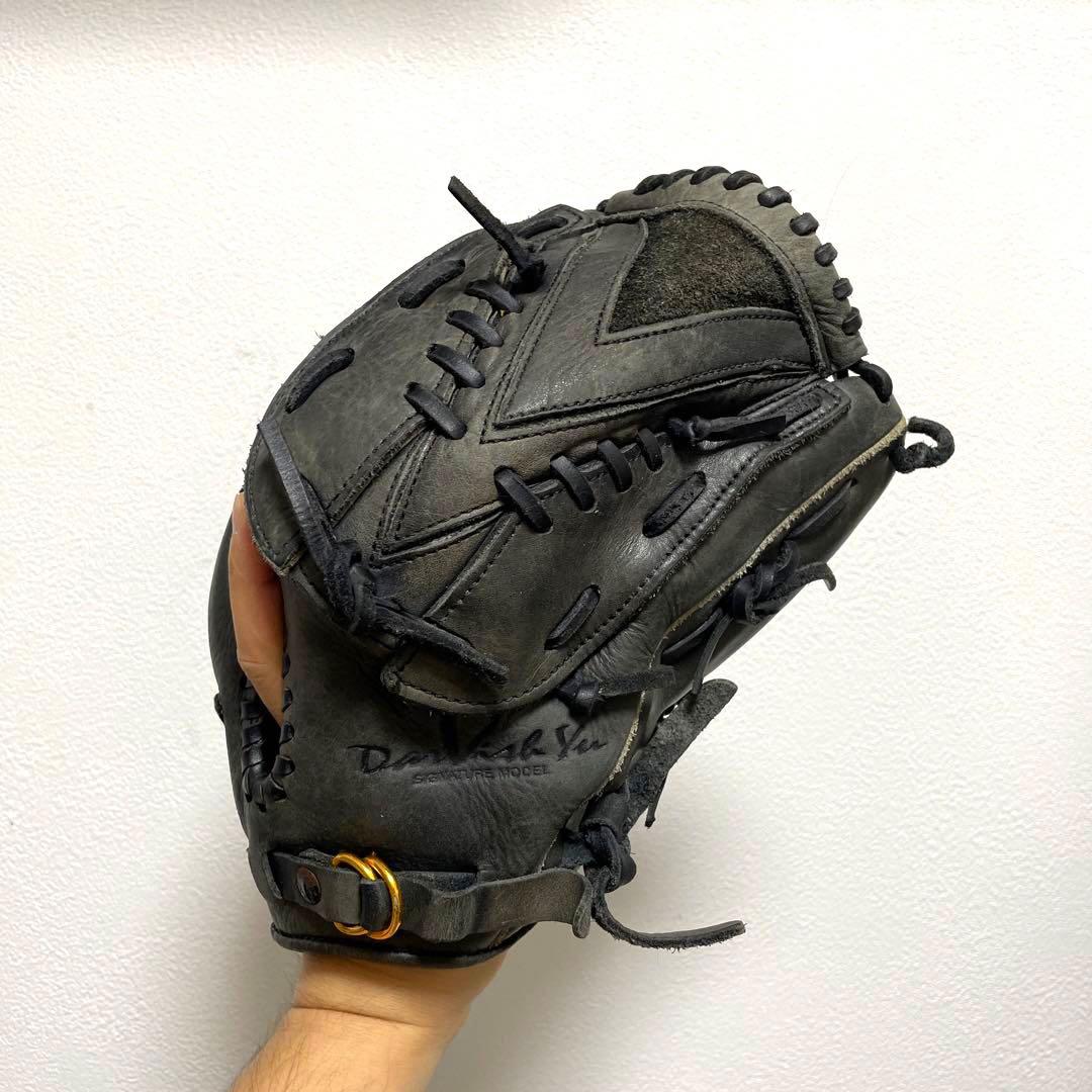 ナイキ ダルビッシュモデル 即戦力 軟式 投手用グローブ - メルカリ