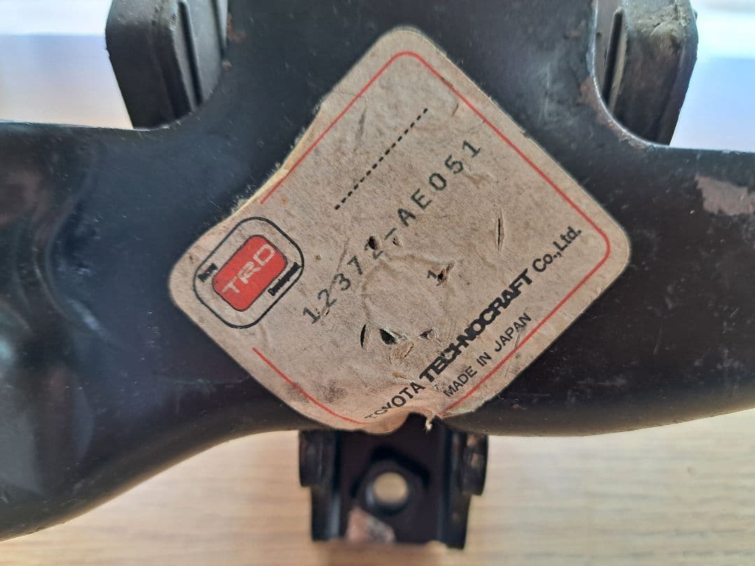 TRD強化エンジンマウント 4AGEU(5バルブ)用中古品 左右セット - メルカリ