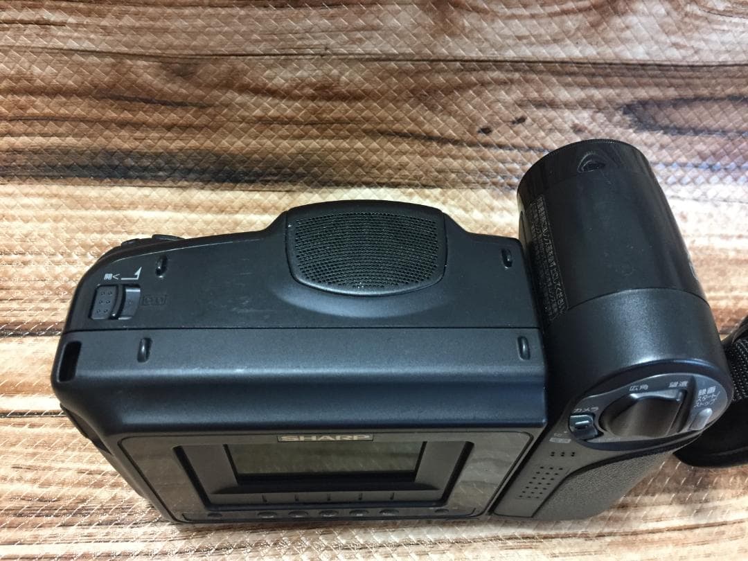 撮影再生ダビングOK　美品　SHARP　VL-EL320　付属品有　Video8