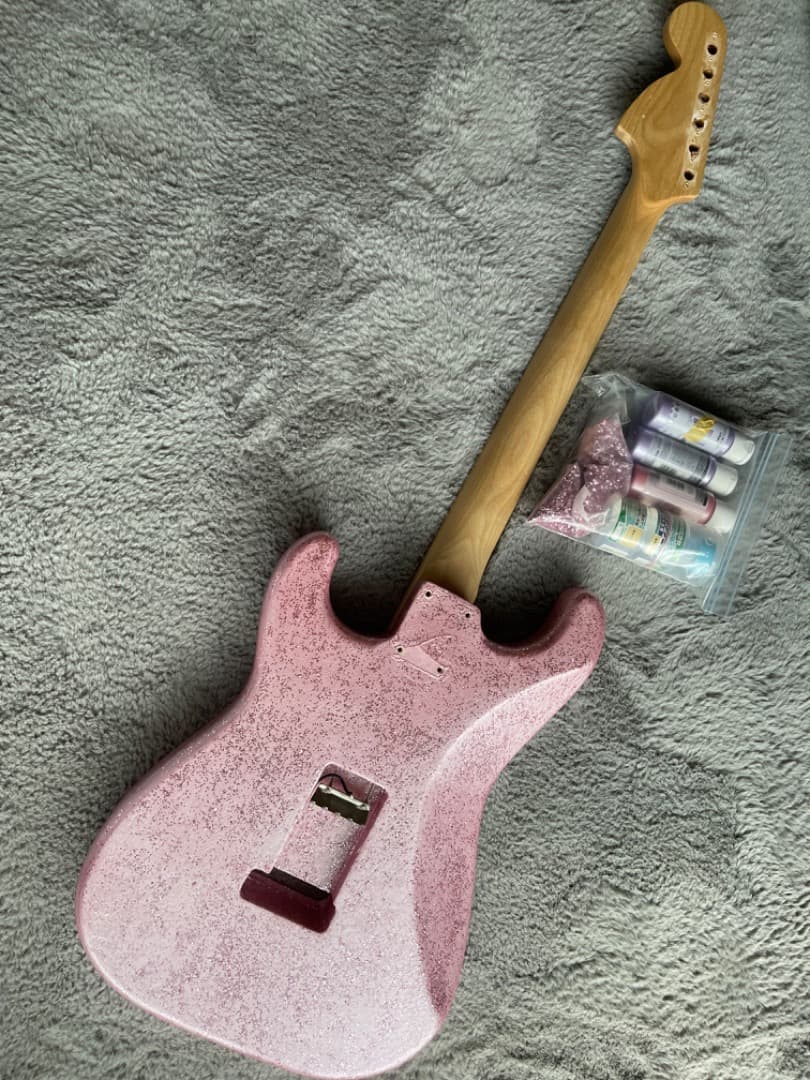 ジャンク品 ギター ボディ ネック塗料他