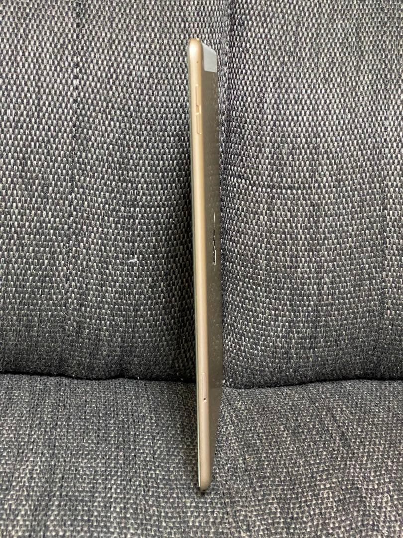 美品 iPad Air 2 64GB ゴールドWi-Fi Cellular