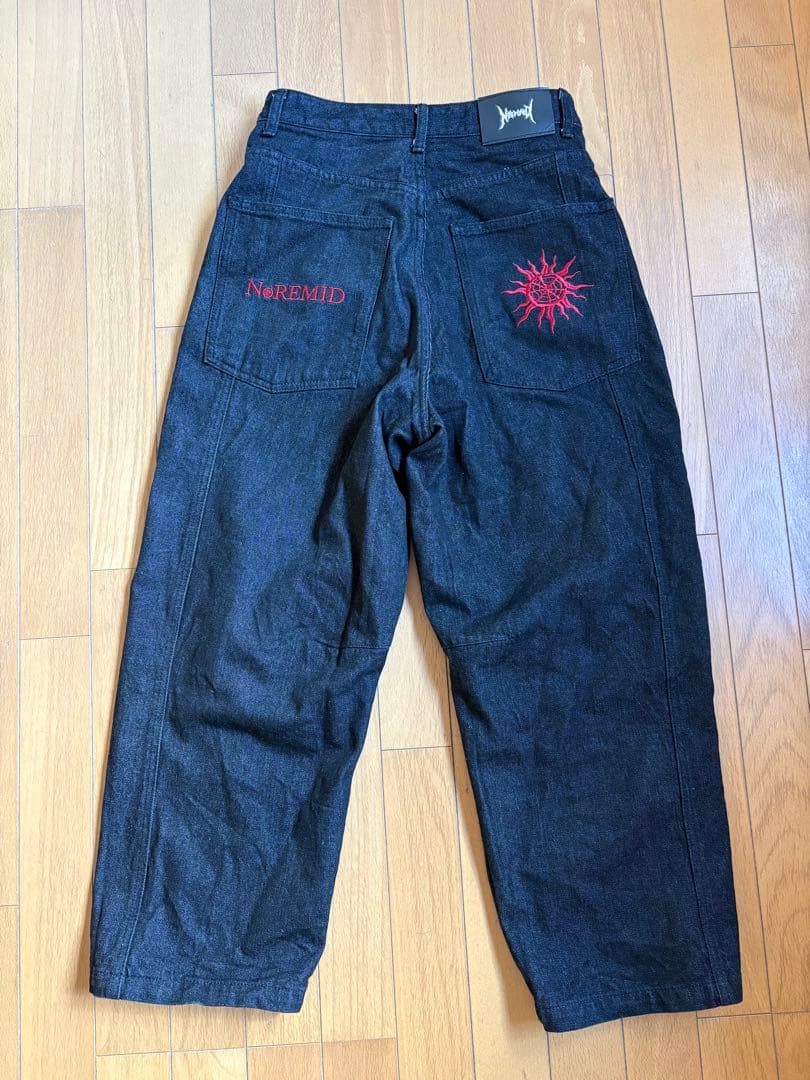 お値下げ！NOREMID リジットデニム ステッカー付き - メルカリ