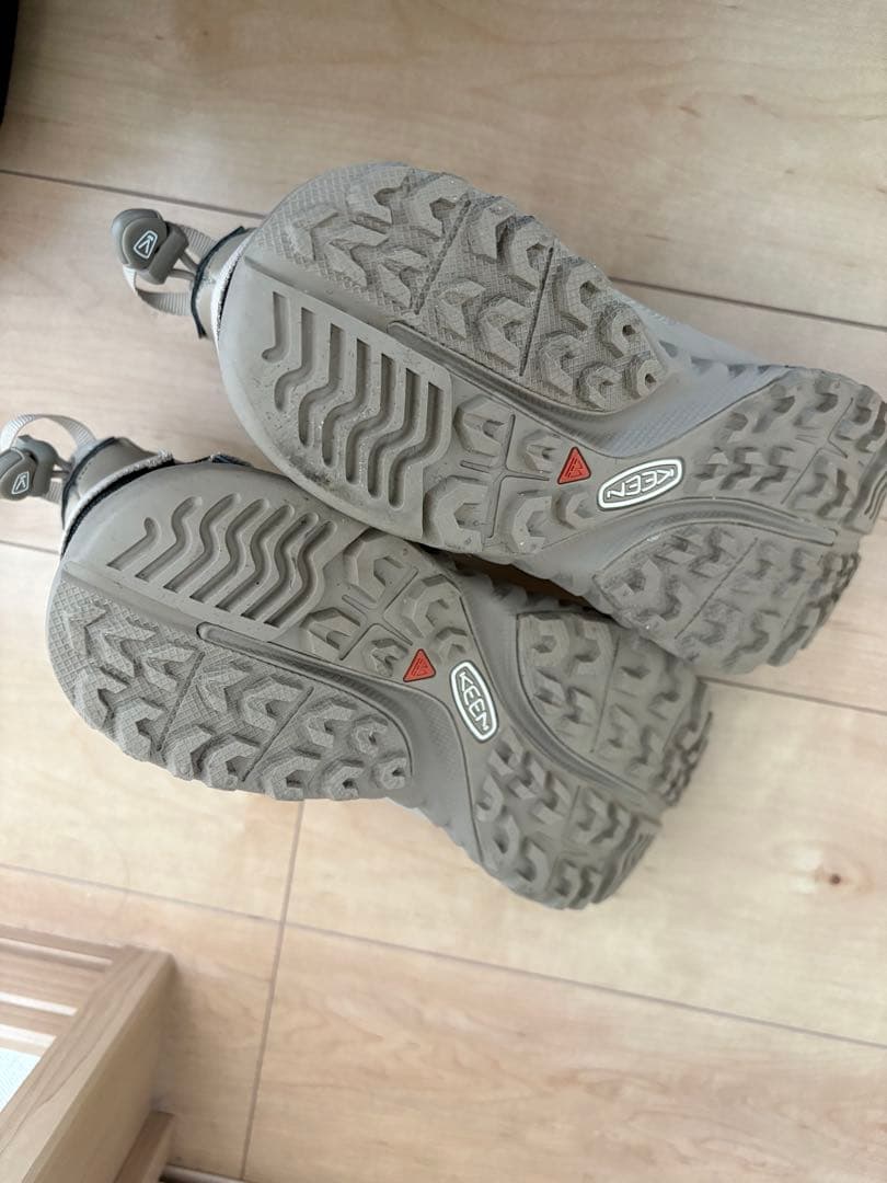 HYKE×keen スノーブーツ　ベージュ　23.5cm