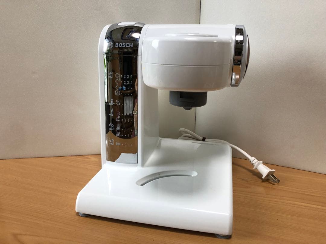 美品！BOSCH ボッシュ コンパクトキッチンマシーンMUM 4415JP - メルカリ