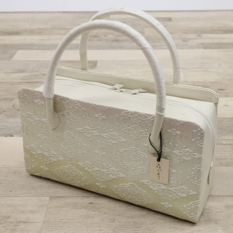 《和装バッグ◆花しおり 有職菱文様 利休バッグ アイボリー　礼装用◆Z9-12》