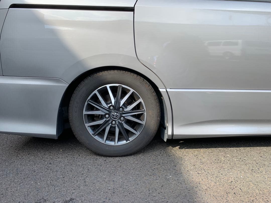 80ヴォクシー/ノア/エスクァイアフルタップ式減衰力36段車高調 - メルカリ