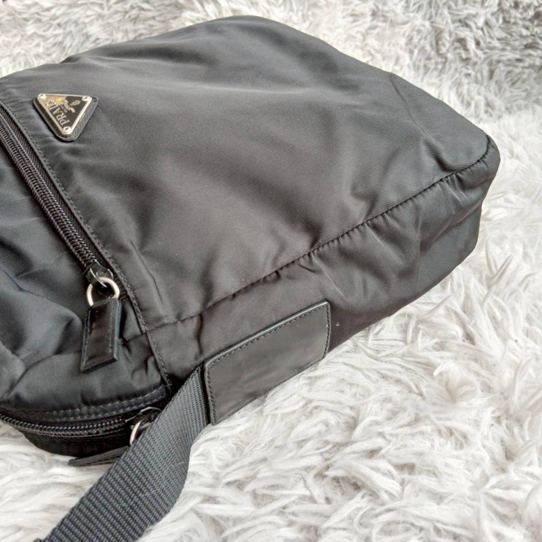 プラダ PRADA ナイロン ショルダーバッグ 黒 B7370 三角ロゴ - メルカリ