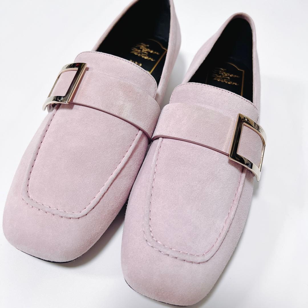 《極美品》ロジェヴィヴィエ スエードローファー パンプス バックル ピンク 36