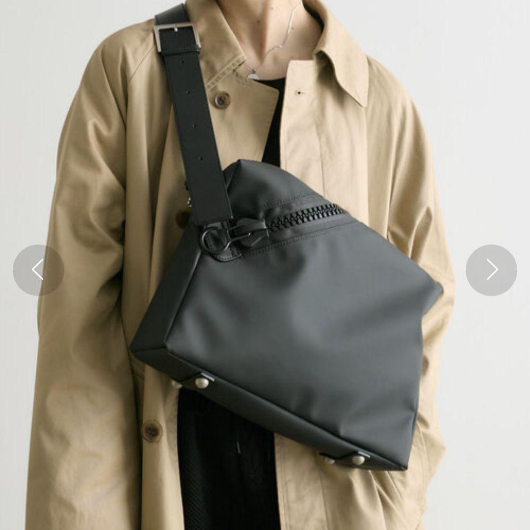 美品✨️kawa-kawa earコラボ 15bis ボディバッグ ショルダー - メルカリ